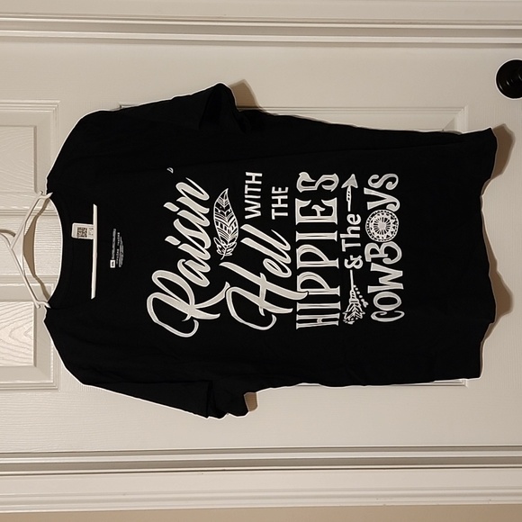 Raisin' Hell With the Hippies and the Cowboys, Black Short Sleeve T-Shirt, 3X - Picture 1 of 4